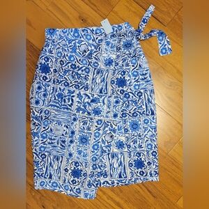 Ann Taylor Blue and White Patterned Wrap Skirt 2P NWT!